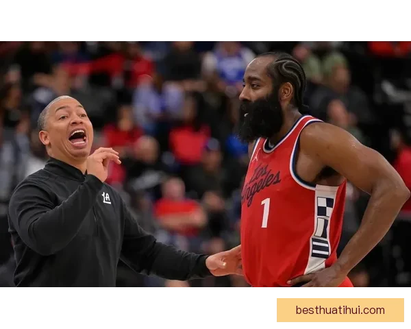 泰伦卢：小卡保持健康是关键 感谢哈登祖巴茨等球员贡献